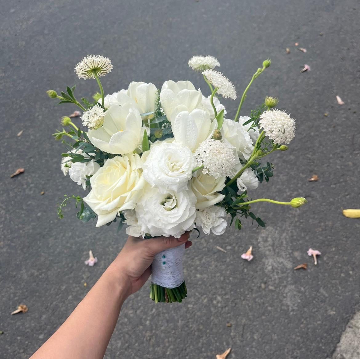 Hoa cưới tông xanh